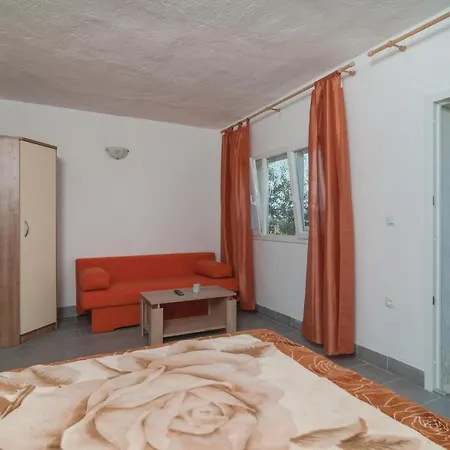 度假居 2 Bedroom Pet Friendly In *